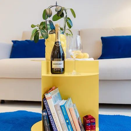 Appartement D-nook With Parking - Quiet Courtyard - Old Town *