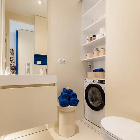 D-nook With Parking - Quiet Courtyard - Old Town