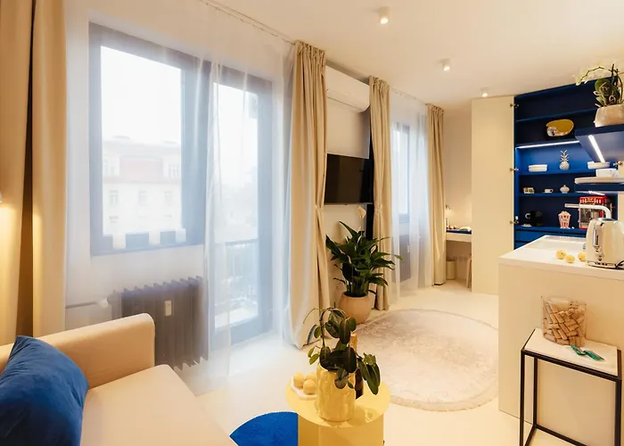 D-nook With Parking - Quiet Courtyard - Old Town Apartament Bratysława