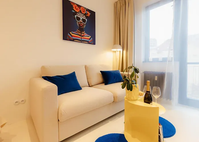 D-nook With Parking - Quiet Courtyard - Old Town 아파트 브라티슬라바