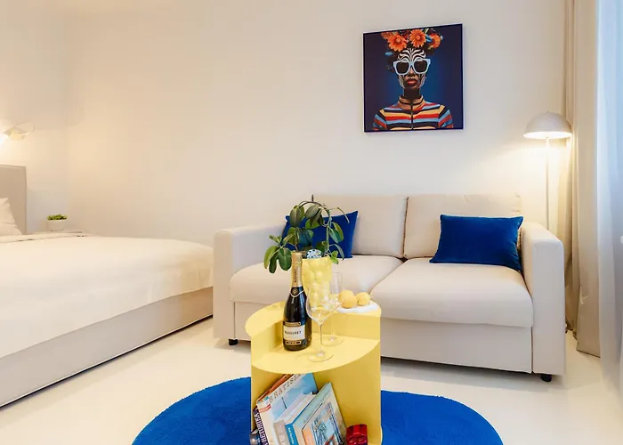 D-nook With Parking - Quiet Courtyard - Old Town Apartamento *