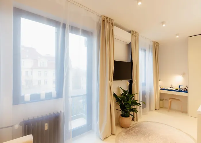 Apartmán D-nook With Parking - Quiet Courtyard - Old Town *